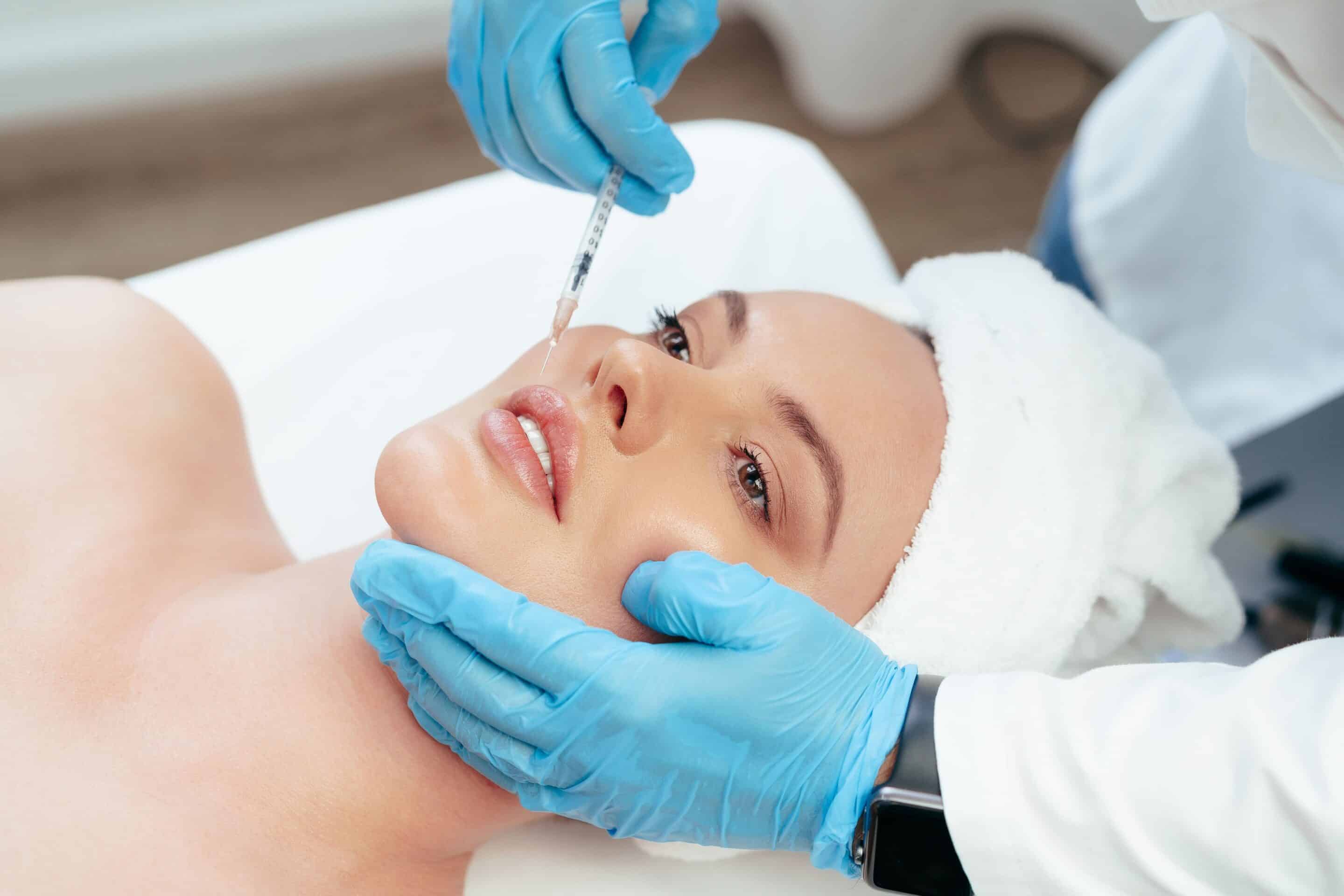 Microneedling als hervorragende Ergänzung zu Notox